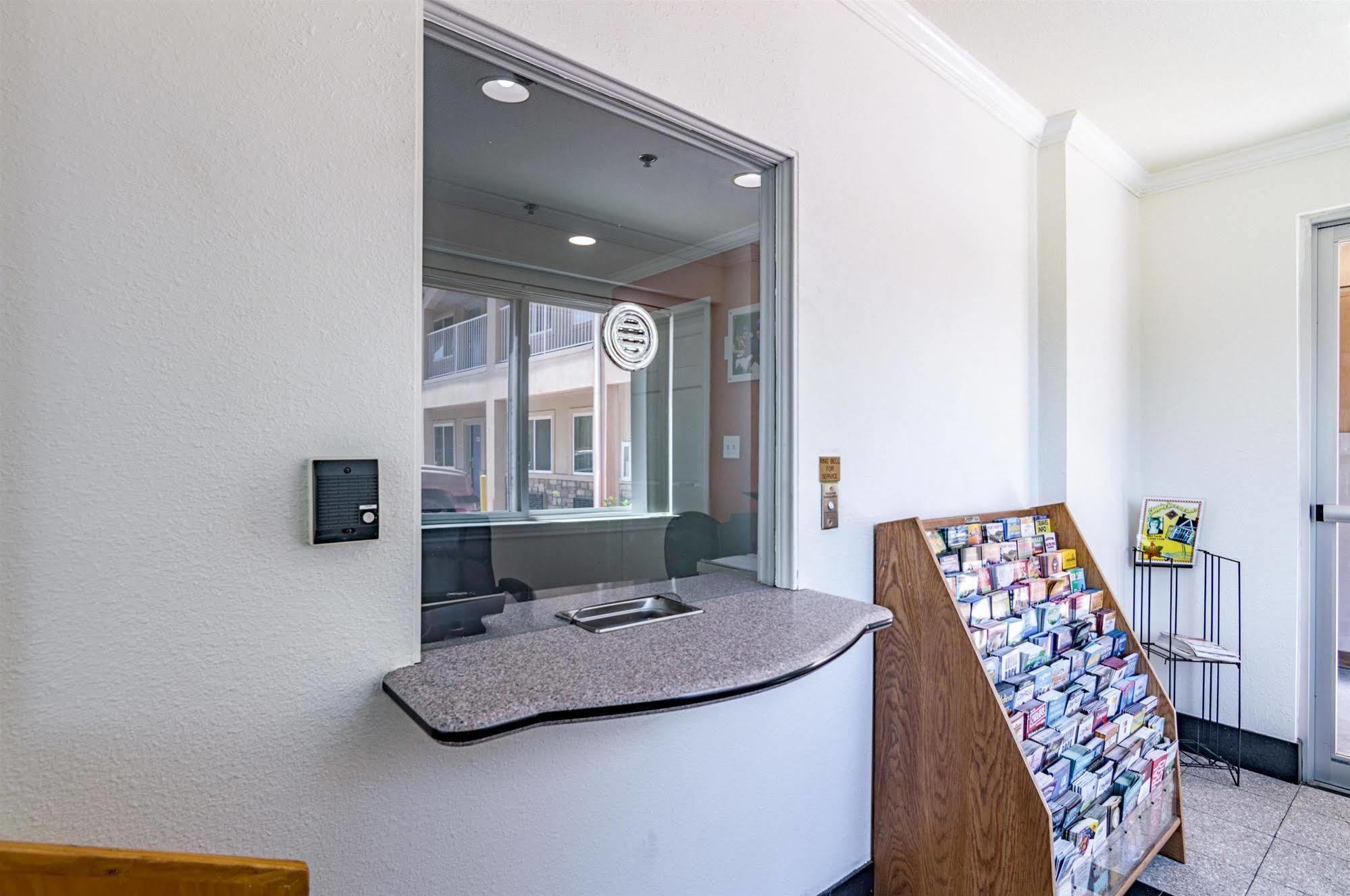 Motel 6-Azle, Tx Екстериор снимка