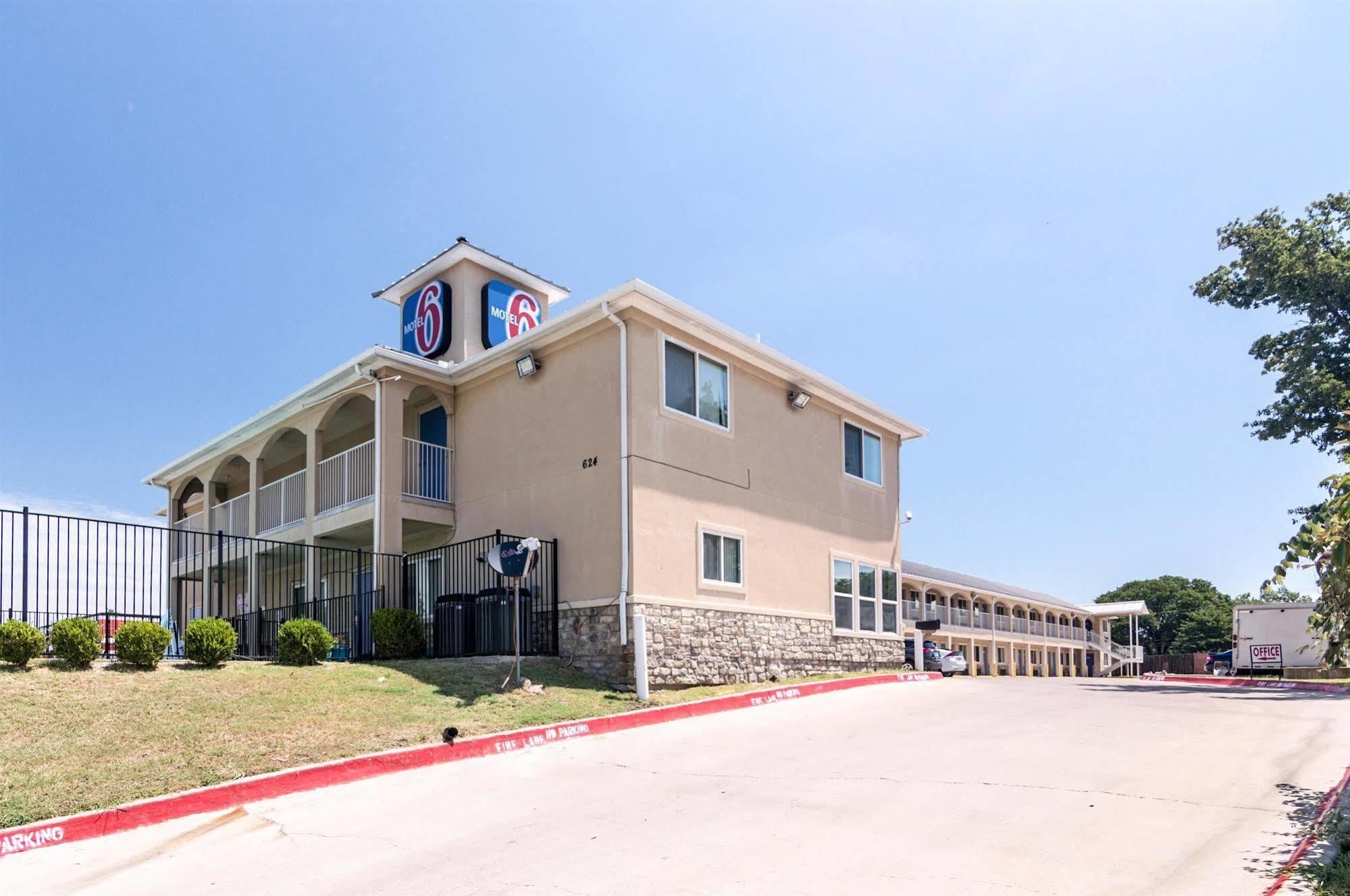 Motel 6-Azle, Tx Екстериор снимка