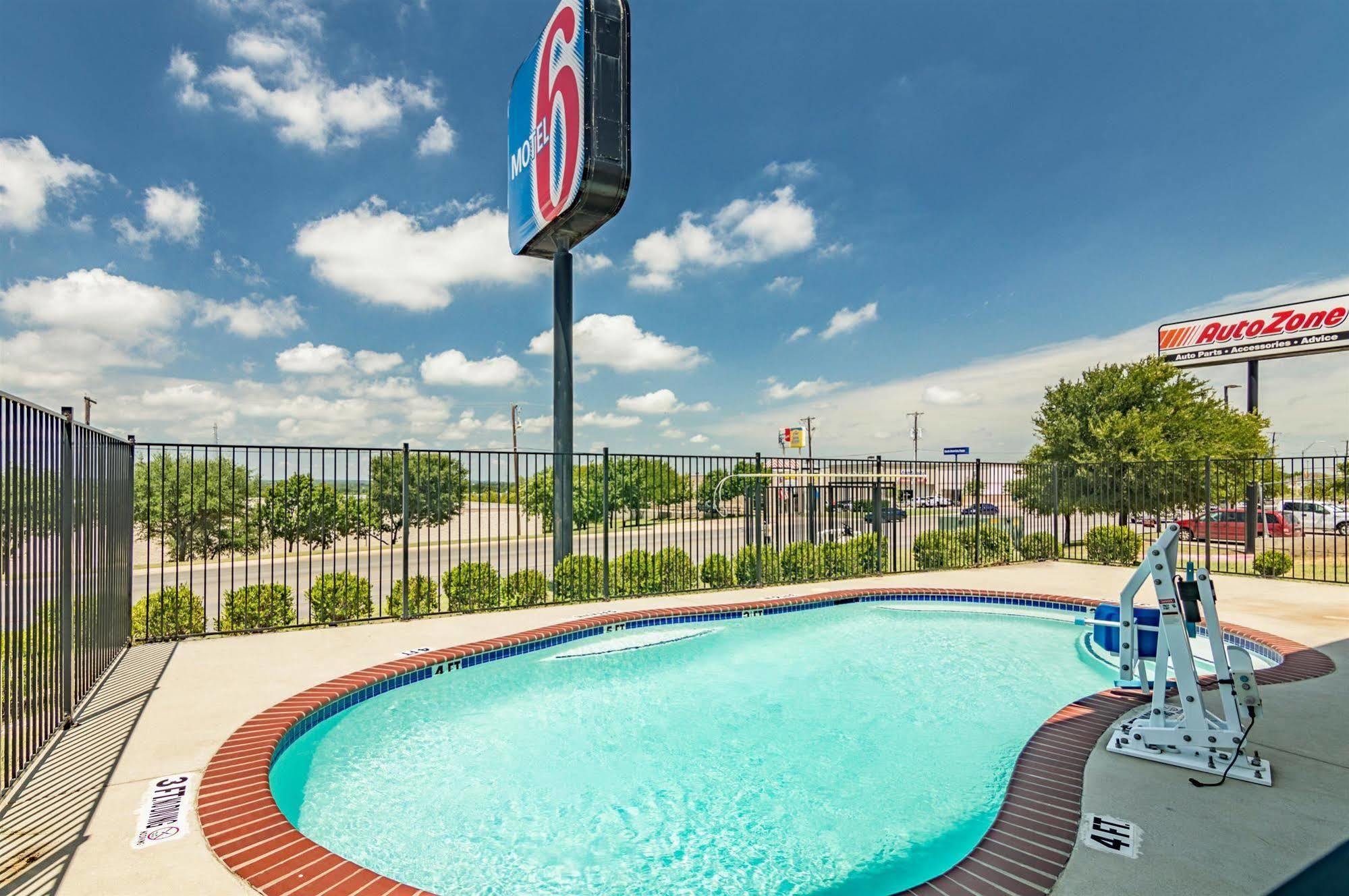 Motel 6-Azle, Tx Екстериор снимка