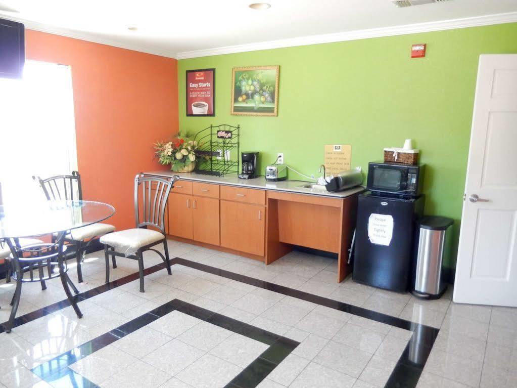 Motel 6-Azle, Tx Екстериор снимка